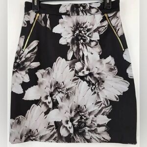 H&M | Floral Print Mini Skirt